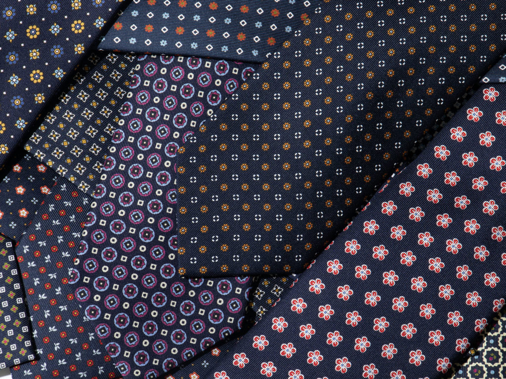 TIES】NEW ARRIVAL ”ネイビー小紋タイ” | E.Marinella Napoli