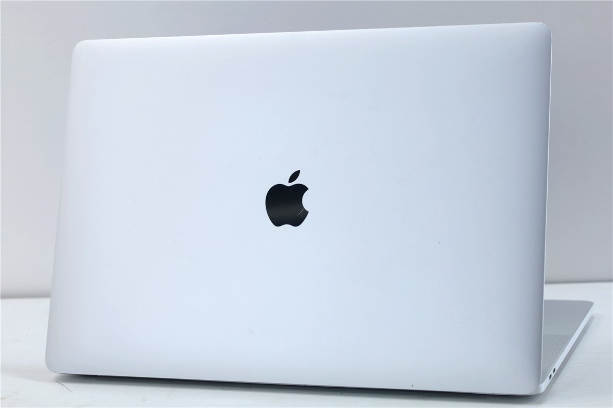ジャンク扱い 美品 Apple MacBook Pro A1707 2017 Core i7 7700HQ 2