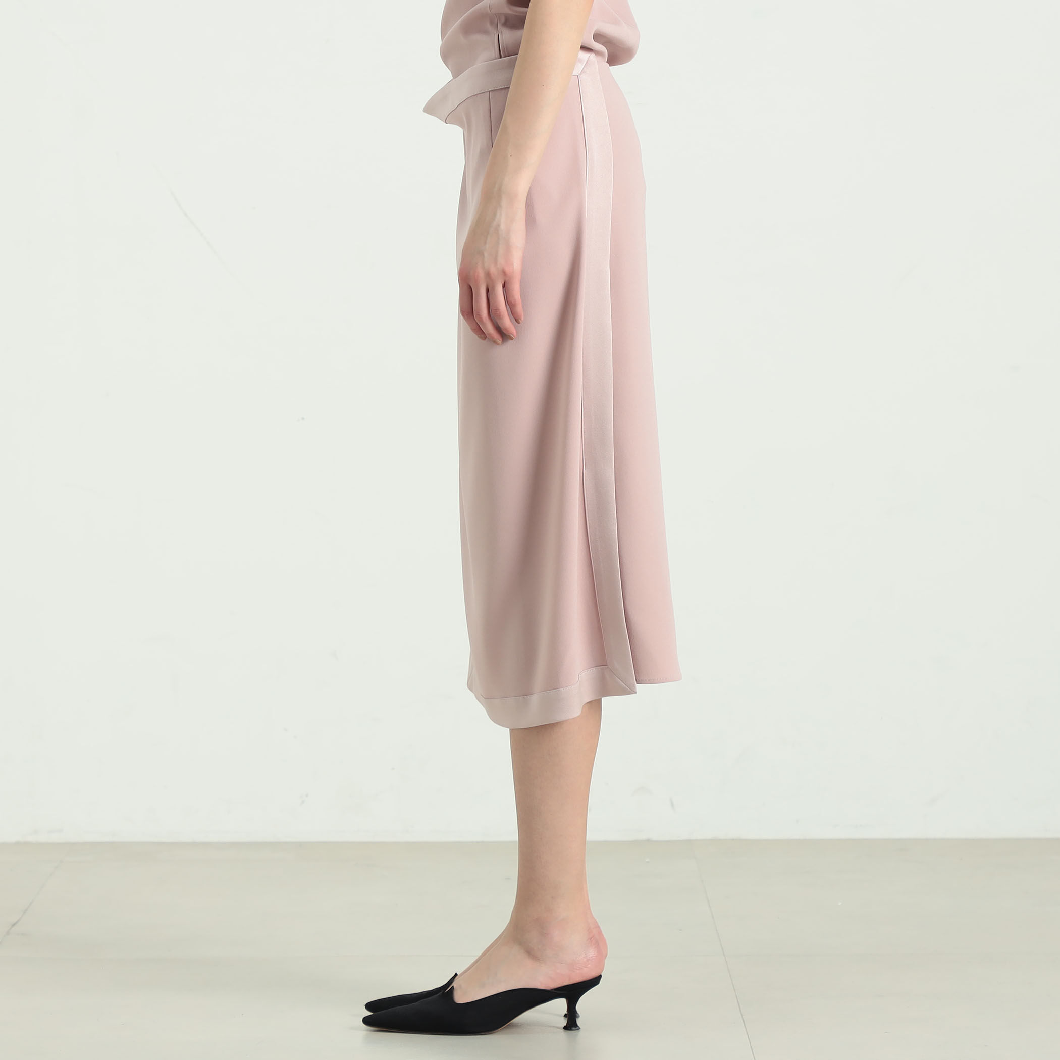 ジョーゼットサテン リボンラップスカート｜トゥモローランド 公式通販